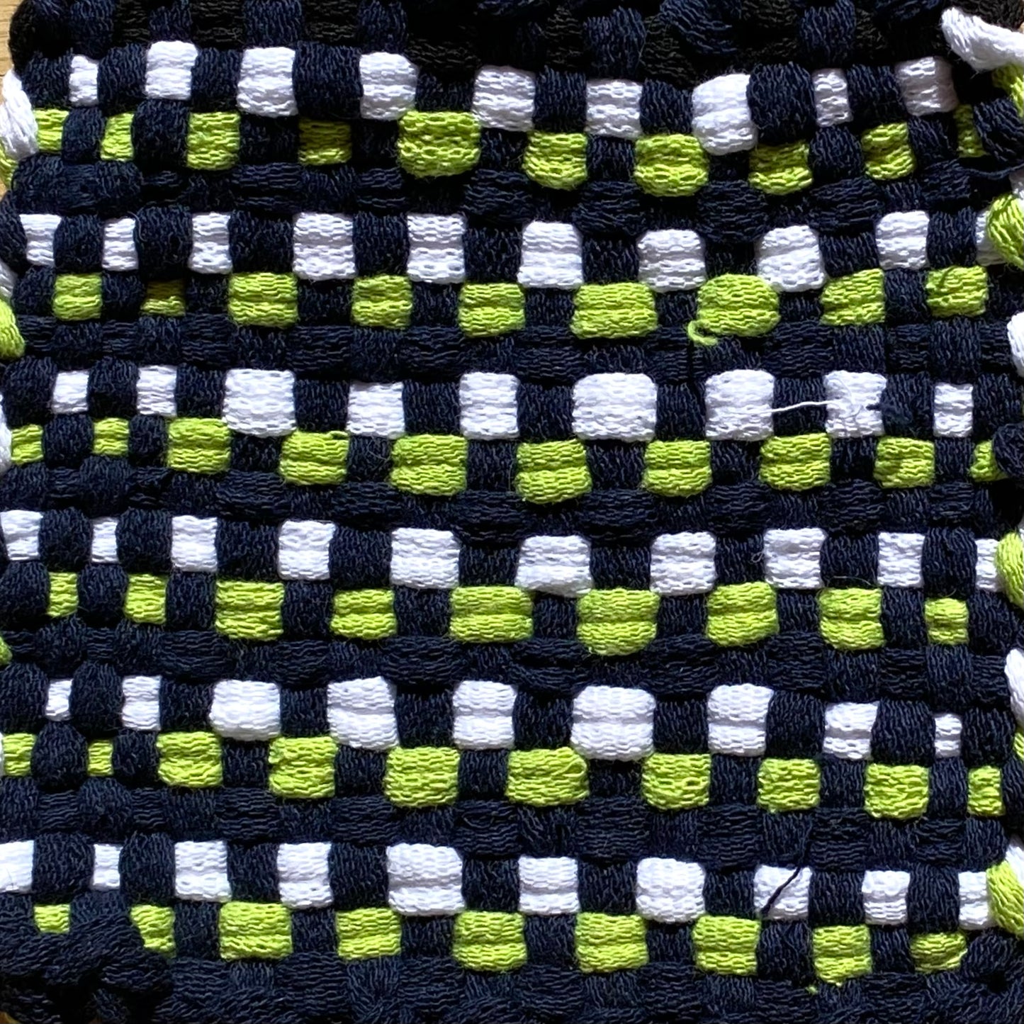 KIDS CAN WEAVE on a Potholder Loom!