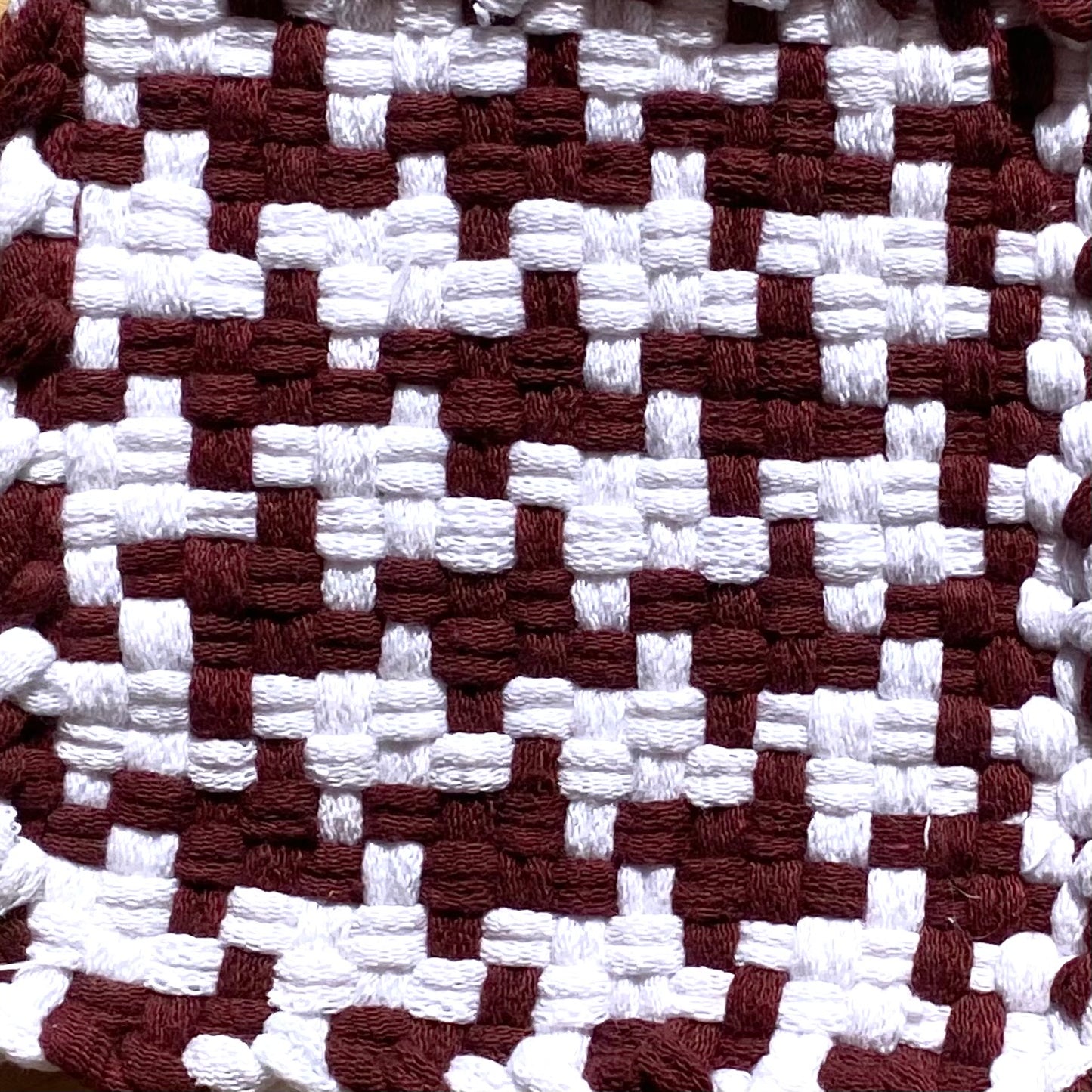 KIDS CAN WEAVE on a Potholder Loom!