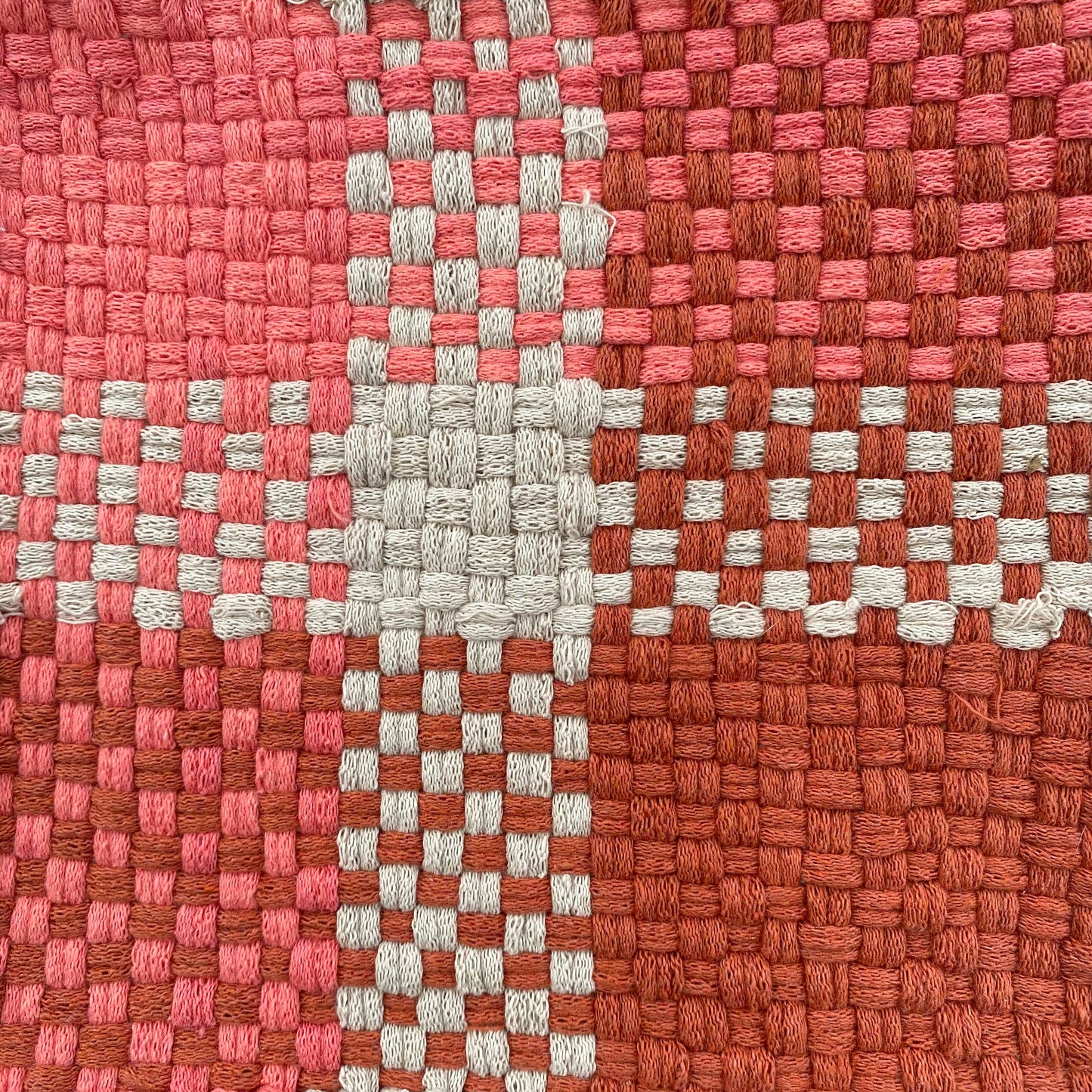 KIDS CAN WEAVE on a Potholder Loom!