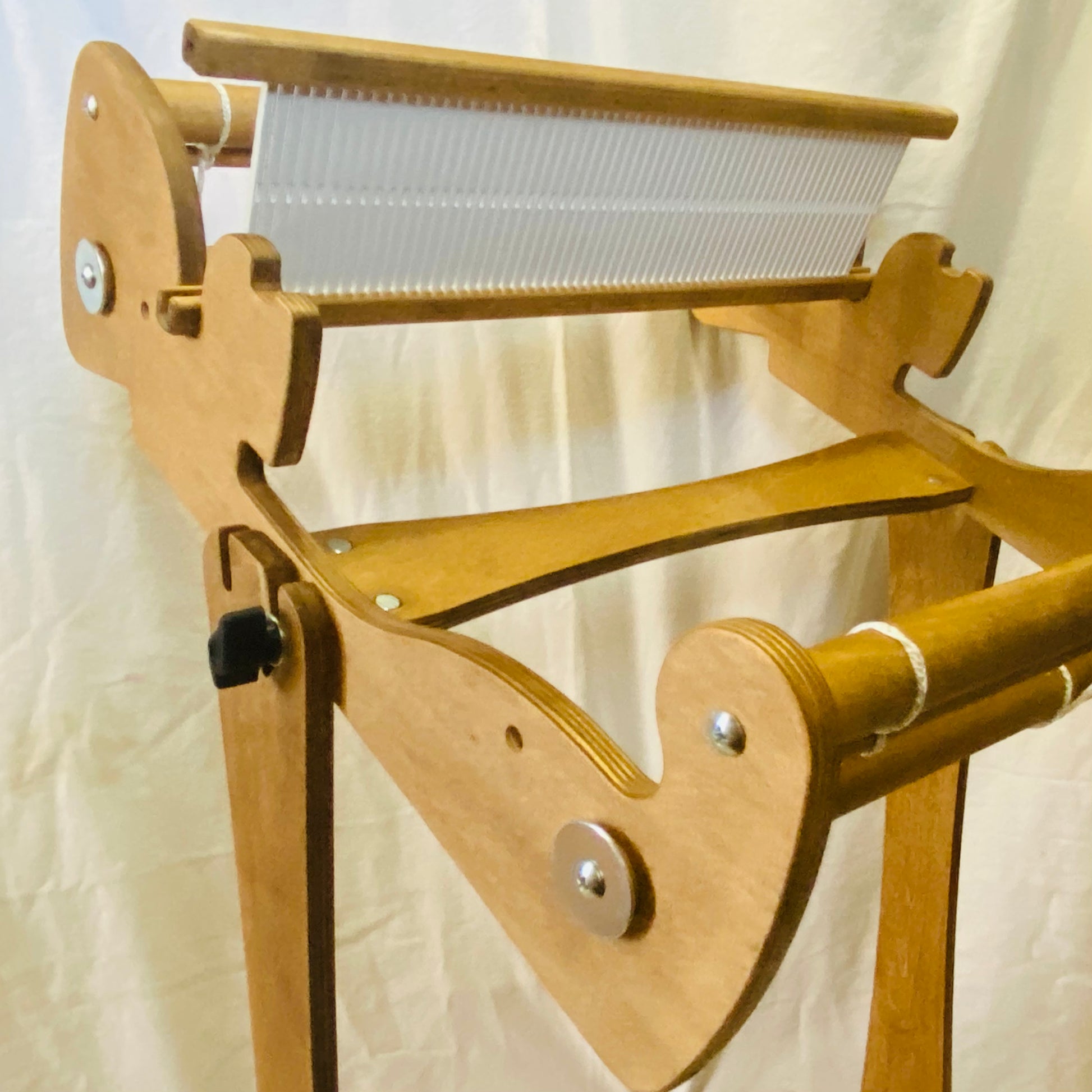 cricket loom and stand for sale palisade colorado