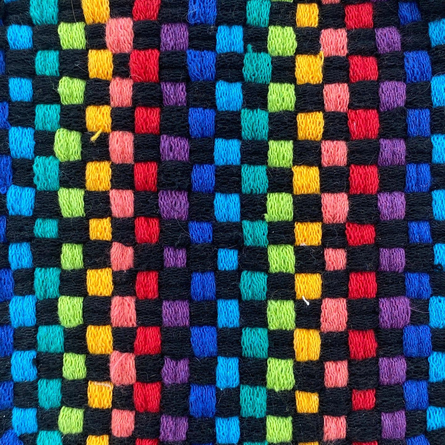 KIDS CAN WEAVE on a Potholder Loom!